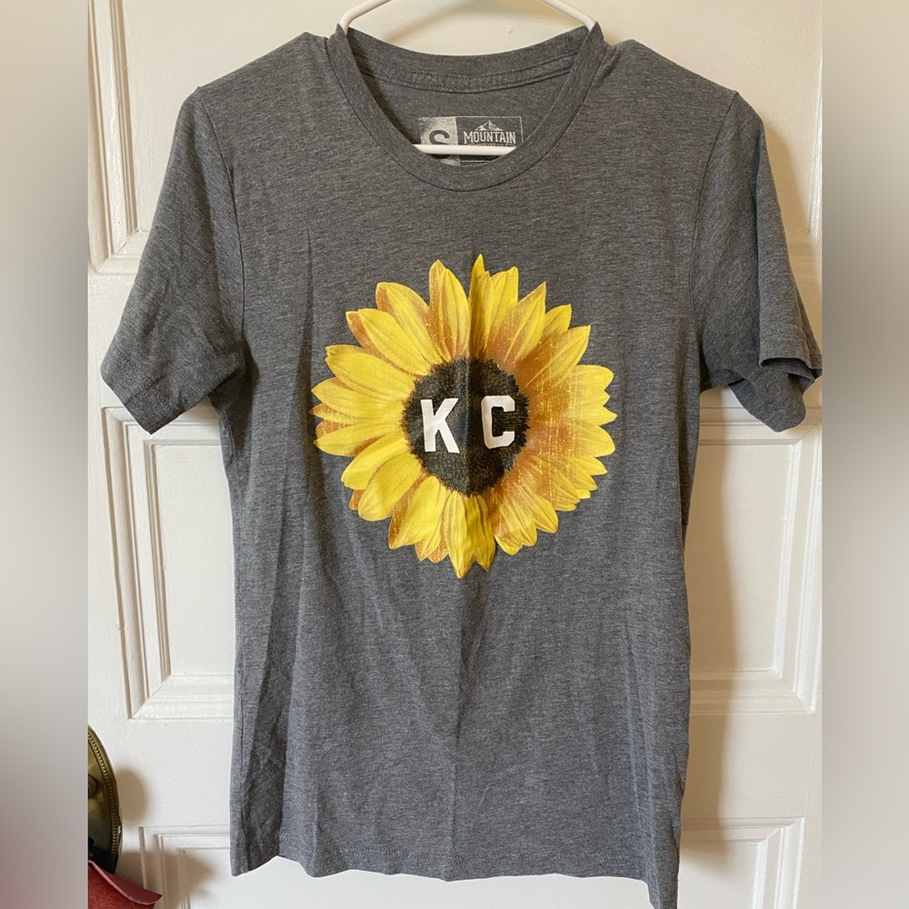 🌻KC Sunflower Tee